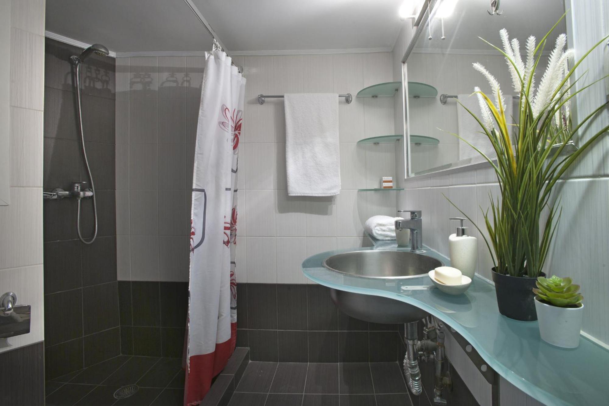 Comfortable Apartment At The Foot Of The Odeon Of Herodes Atticus Athènes Extérieur photo