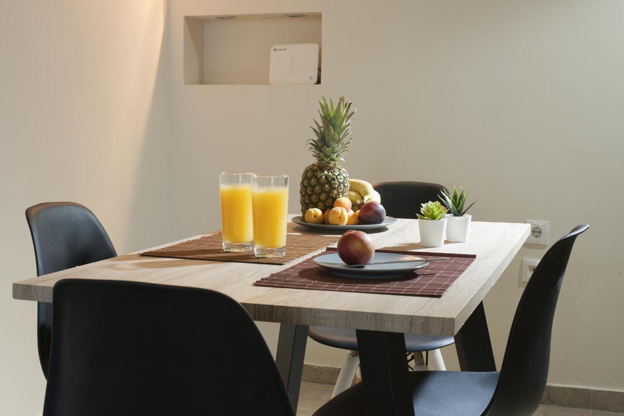 Comfortable Apartment At The Foot Of The Odeon Of Herodes Atticus Athènes Extérieur photo
